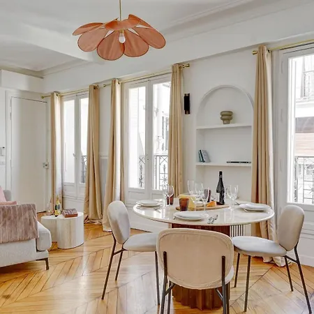 509 Coq - Cozy Trocadero